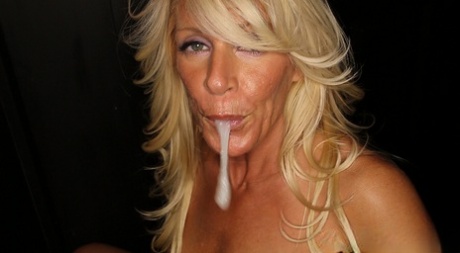 Mature MILF Gina plays with a mouthful of cum after gloryhole suck off 23722534