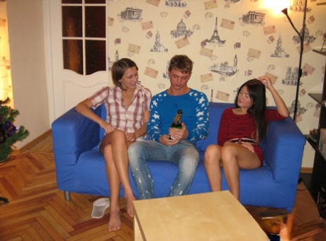 Teen girls commence a foursome fuck after Santa arrives on the scene 75142235