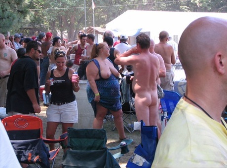 Compilation of naked amateurs in the outdoors at a clothing optional club 41437337