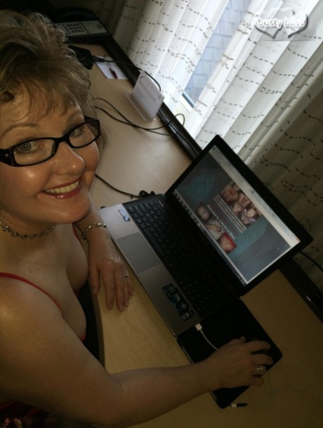 Mature lady Busty Bliss gives her man friend a POV blowjob after watching porn 99691436