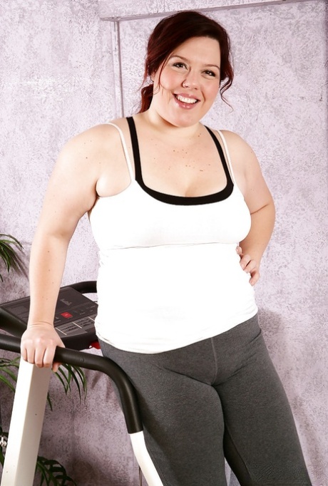 Mature fatty with big boobs freeing hairy cunt from yoga pants 44079440