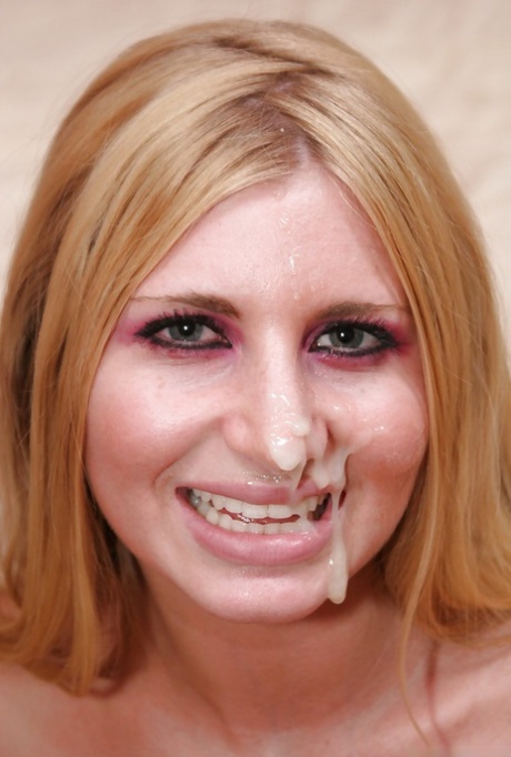 Naughty blonde Larin Lane gives a blowjob and gets facialized 24240393