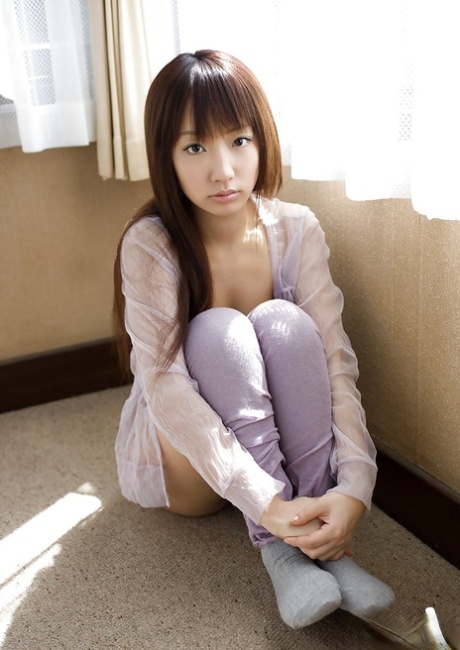 Loveable asian teen with neat fanny Hina Kurumi slipping off her panties 90874722